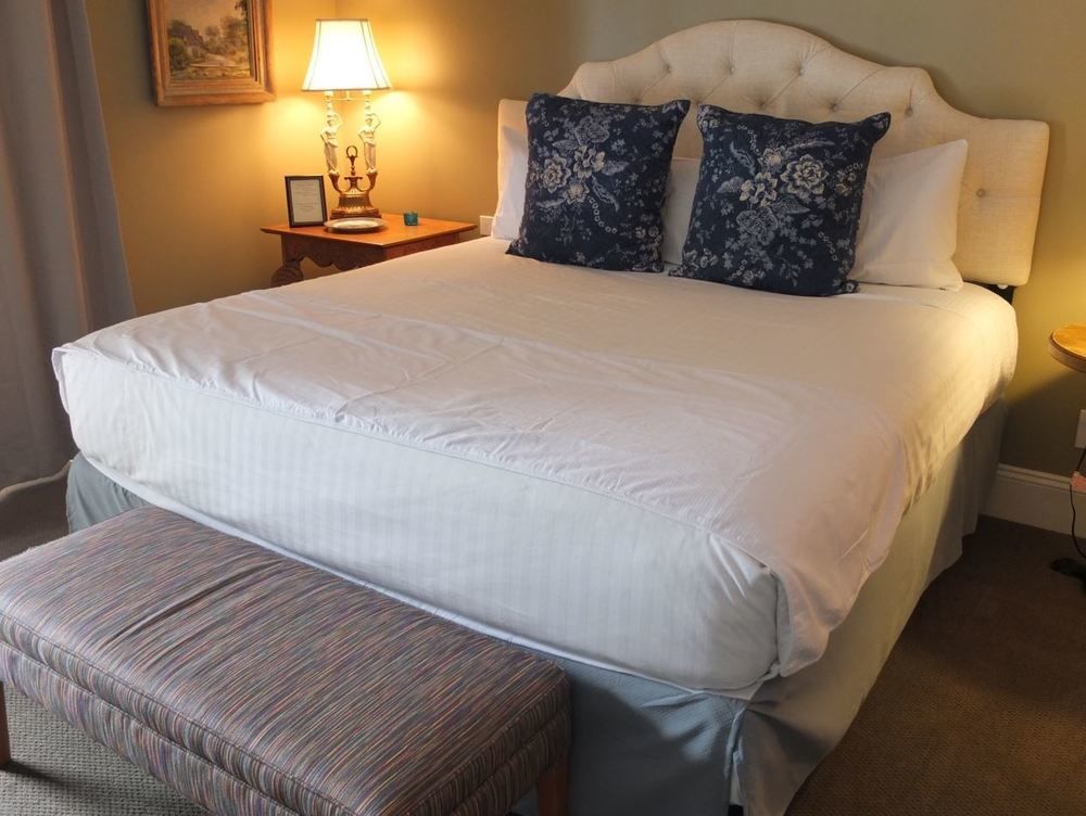 The English Inn Eaton Rapids Bagian luar foto