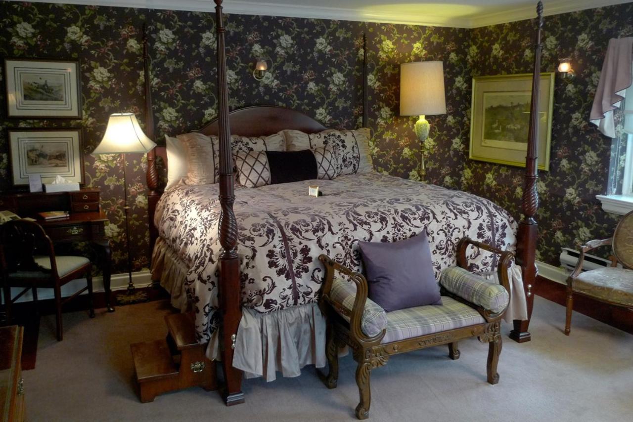 The English Inn Eaton Rapids Bagian luar foto
